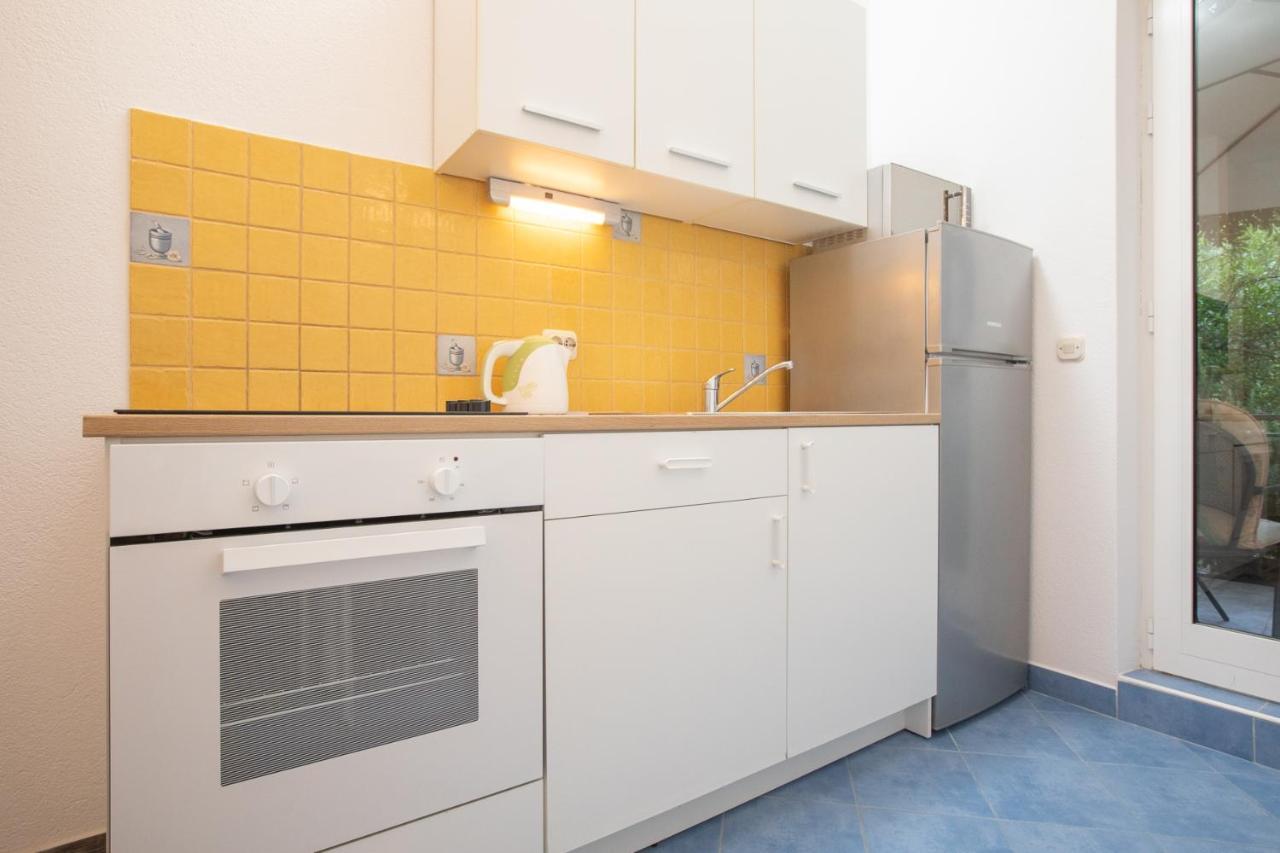 Vega Apartments Подгора Екстер'єр фото